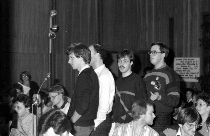 Datei:Archiv Kosinsky 0611.jpg