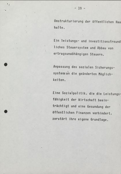 Datei:Kosinsky - UP 14 2020-7 0020.jpg