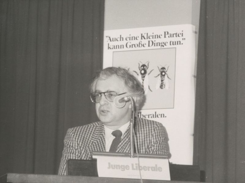 Datei:Kosinsky UP 14-2020 15f 0015.jpg