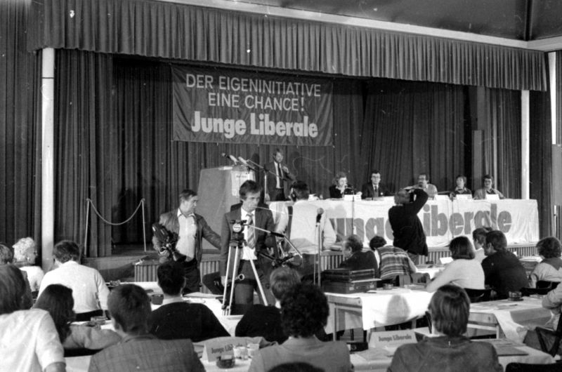 Datei:Archiv Kosinsky 2425.jpg