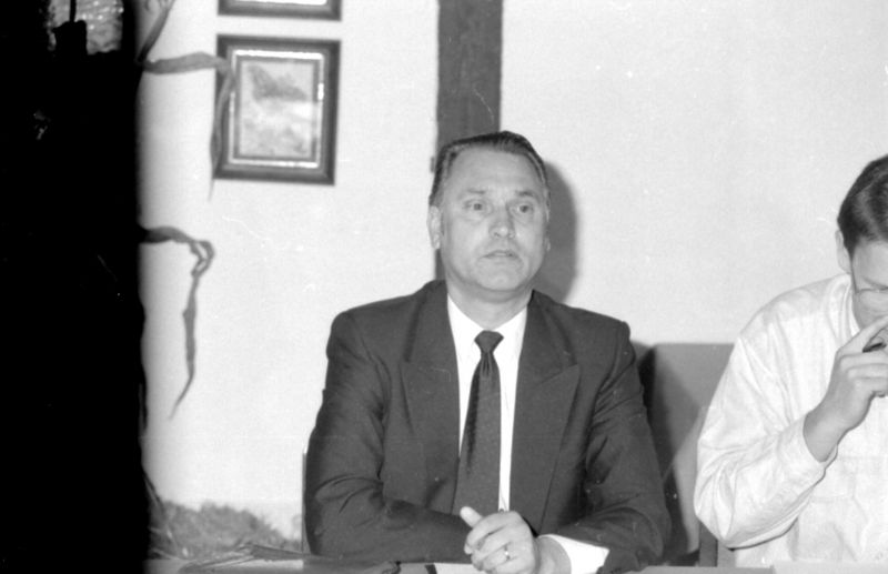 Datei:Archiv Kosinsky 2300.jpg